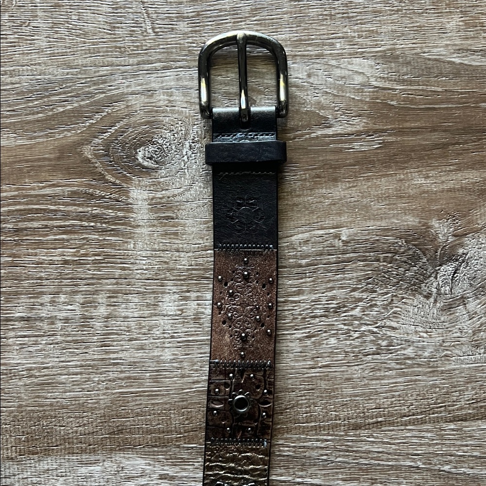 Fossil Metallic Embossed Patchwork Leather Belt Size L - Picture 3 of 9